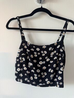 Hollister Black Daisy Print Cropped Cami